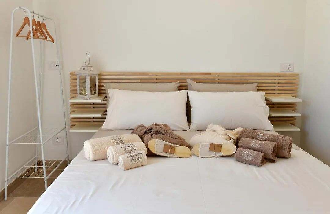 Lamarossa Trulli & Suites-1